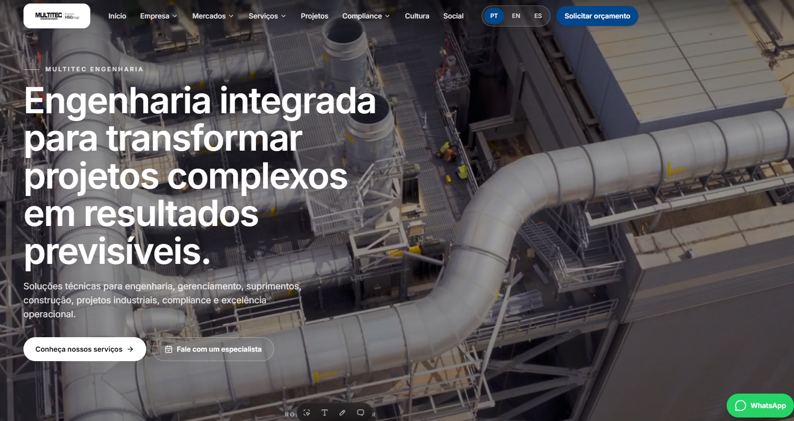 Site da Multitec Engenharia em desktop, apresentando serviços especializados.